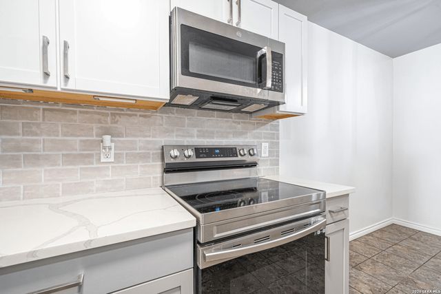 9234 Ridge Climb, San Antonio, TX 78250