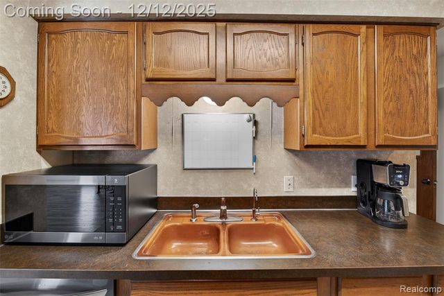 6347 Johnson Road, Flushing, MI 48433