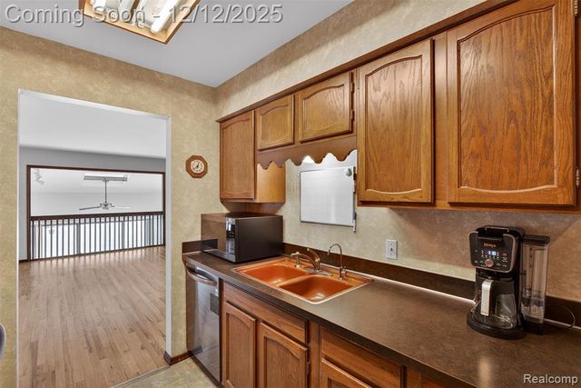 6347 Johnson Road, Flushing, MI 48433