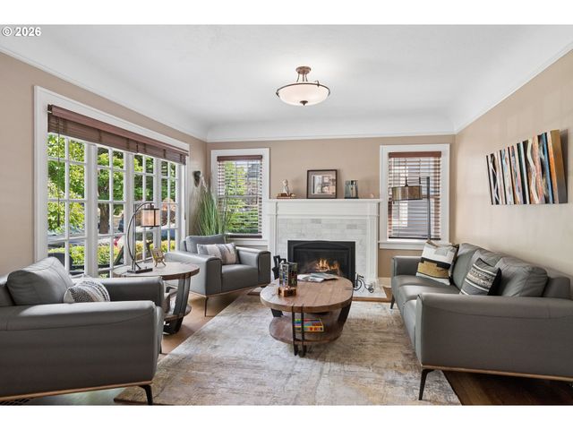 7035 Se 32ND Ave, Portland, OR 97202