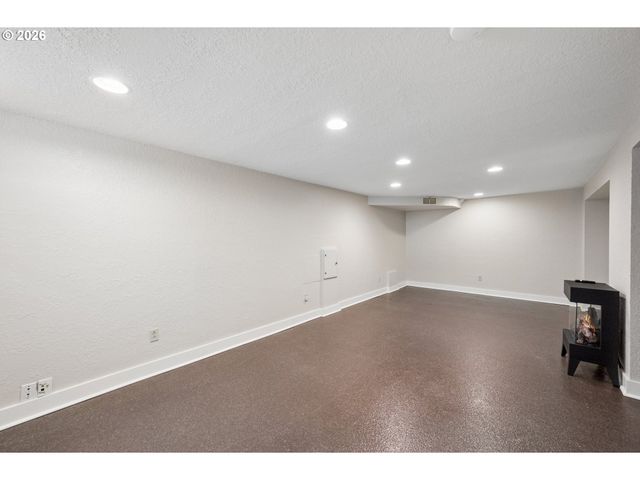 7035 Se 32ND Ave, Portland, OR 97202