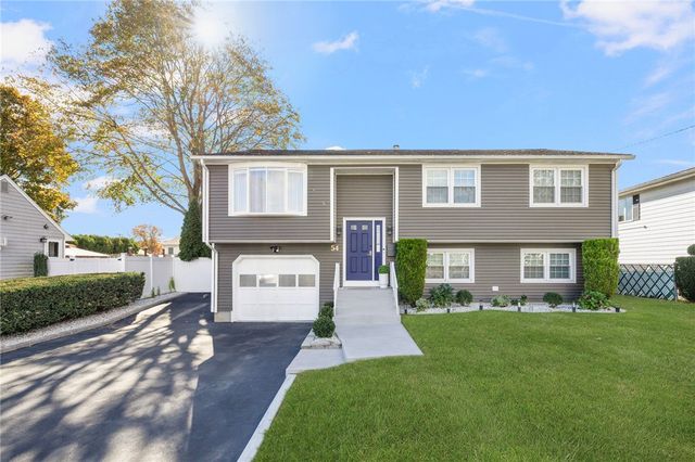 54 Salem Avenue, Cranston, RI 02920