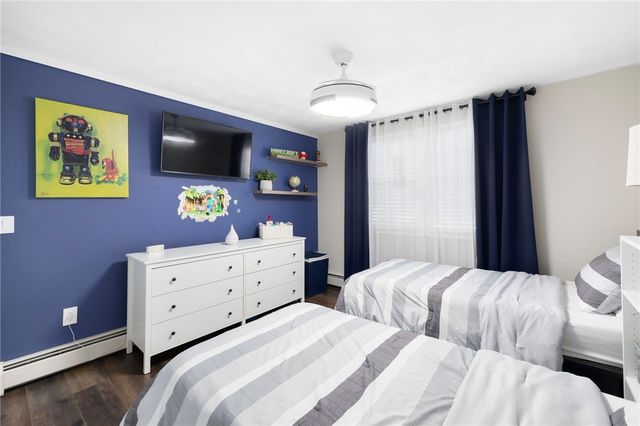 54 Salem Avenue, Cranston, RI 02920