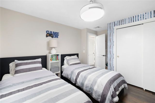 54 Salem Avenue, Cranston, RI 02920