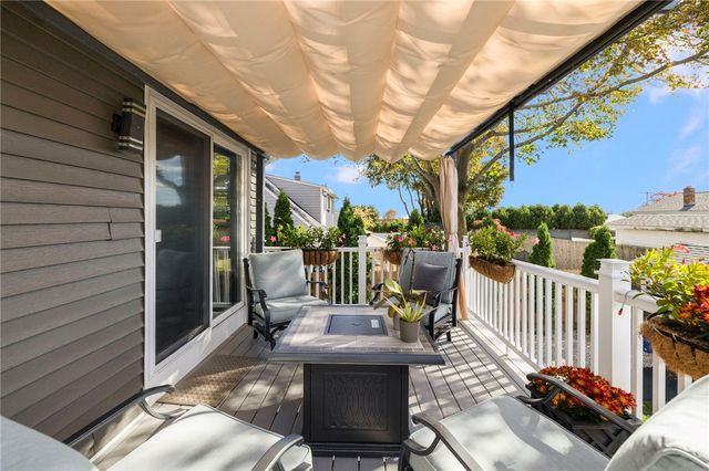 54 Salem Avenue, Cranston, RI 02920