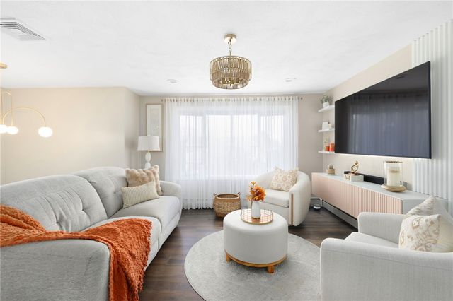 54 Salem Avenue, Cranston, RI 02920