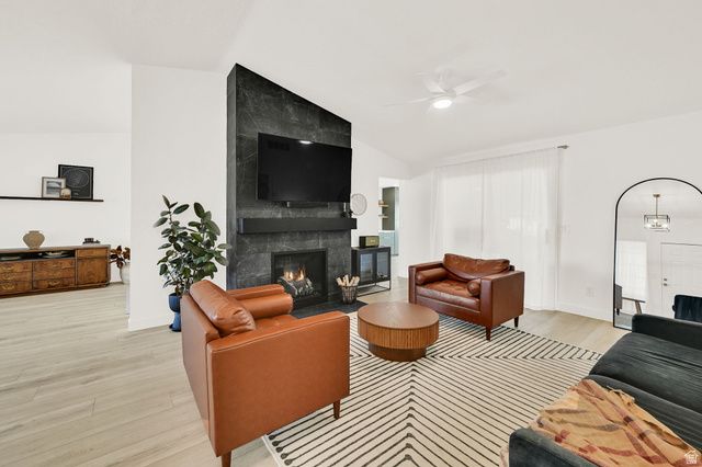 2476 W CLYDESDALE CT., Farr West, UT 84404