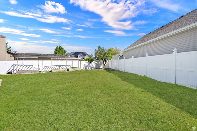 2476 W CLYDESDALE CT., Farr West, UT 84404