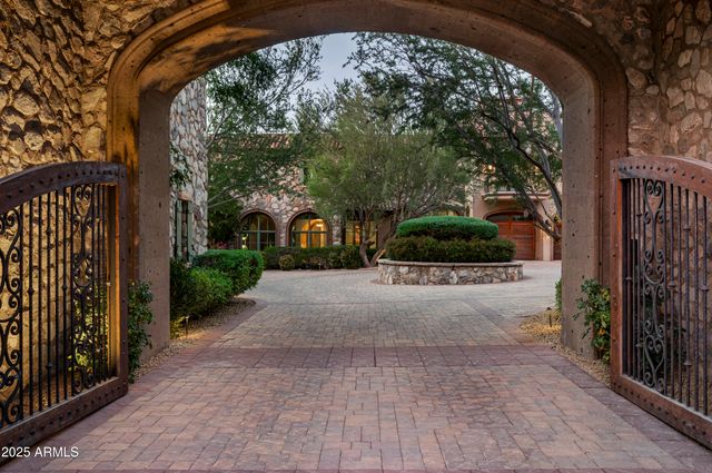 11068 E CANYON CROSS Way, Scottsdale, AZ 85255