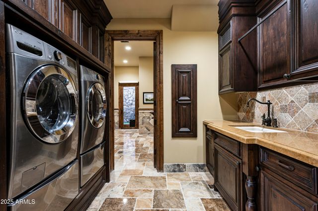 11068 E CANYON CROSS Way, Scottsdale, AZ 85255