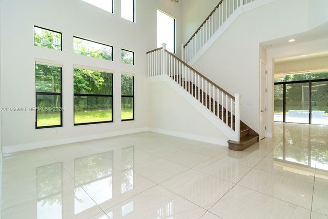 16245 Pantheon Pass, Delray Beach, FL 33446