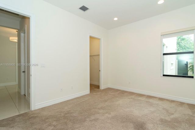 16245 Pantheon Pass, Delray Beach, FL 33446