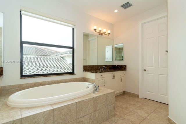 16245 Pantheon Pass, Delray Beach, FL 33446