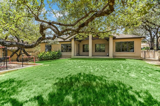 7304 Turnbuoy DR, Austin, TX 78730