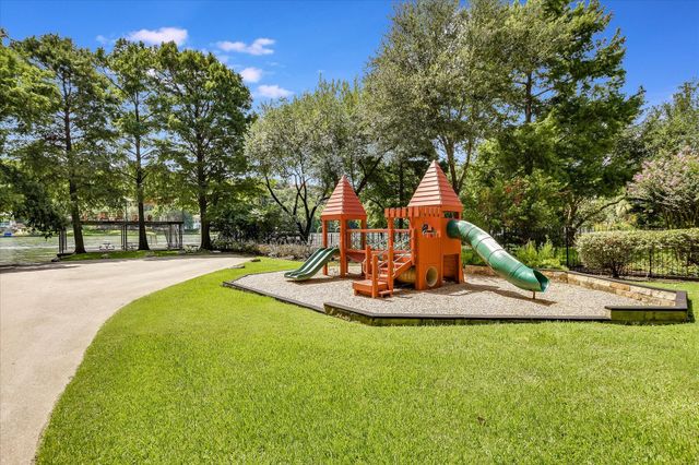 7304 Turnbuoy DR, Austin, TX 78730