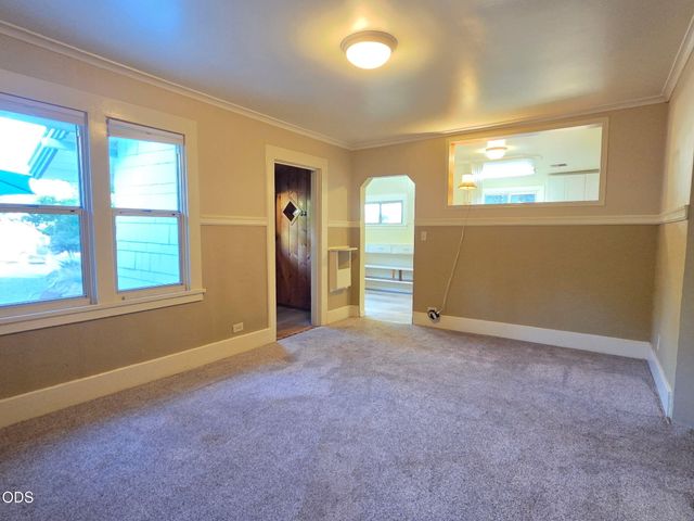 1617 NW 8th, Bend, OR 97703