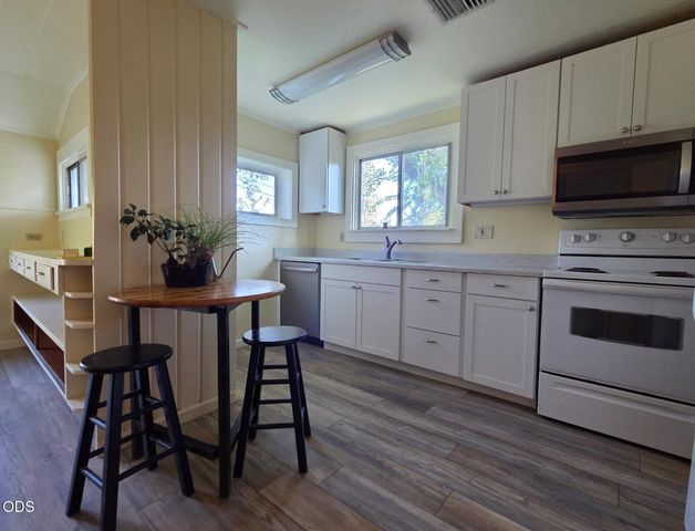 1617 NW 8th, Bend, OR 97703