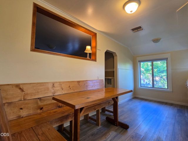 1617 NW 8th, Bend, OR 97703