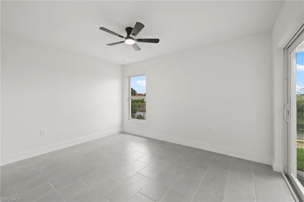 Image 11 of property listing at 4446 Connection AVE, Cape Coral, FL 33909