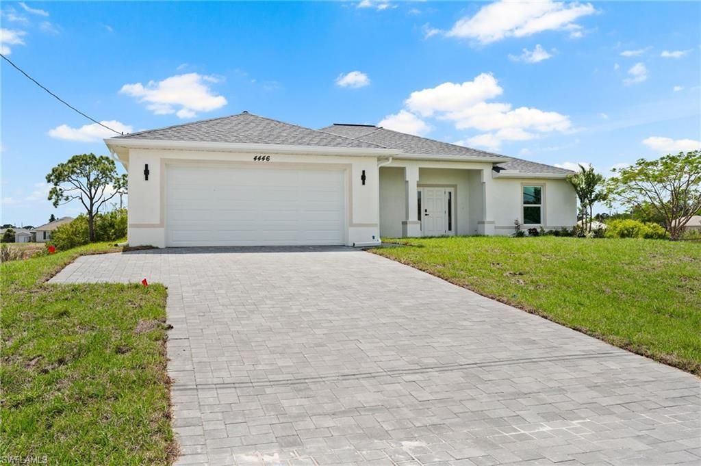 Image 8 of property listing at 4446 Connection AVE, Cape Coral, FL 33909