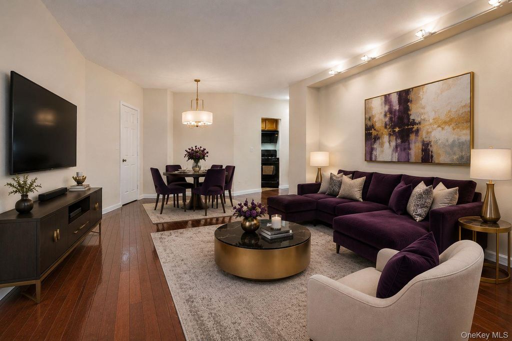 138-35 Elder Avenue 21F, Flushing, NY 11355