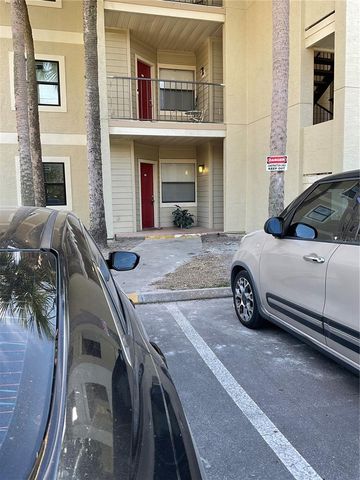 3028 PARKWAY BOULEVARD 105, Kissimmee, FL 34747