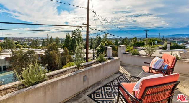 5841 Tellefson Road, Culver City, CA 90230