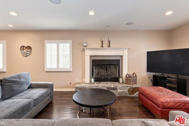 5841 Tellefson Road, Culver City, CA 90230