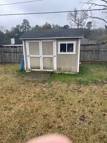 419 Cherry Oak Lane, Haughton, LA 71037