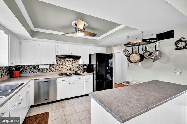 429 CANDLEWYCK RD, Lancaster, PA 17601