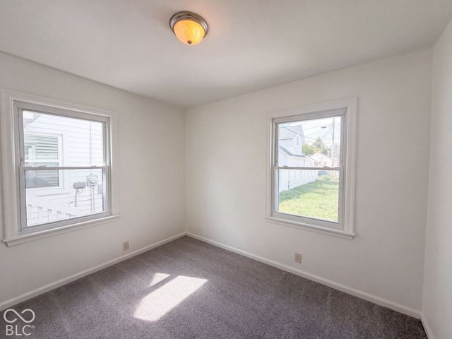 122 S 6th Avenue, Beech Grove, IN 46107