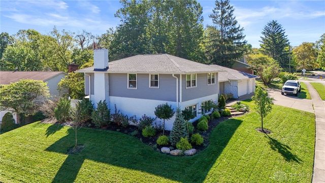 1606 Hillrose Place, Fairborn, OH 45324