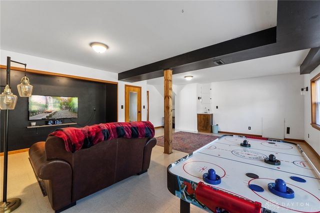 1606 Hillrose Place, Fairborn, OH 45324