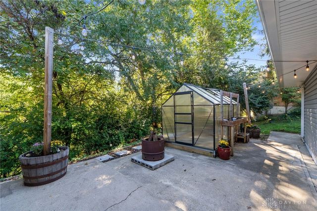 1606 Hillrose Place, Fairborn, OH 45324