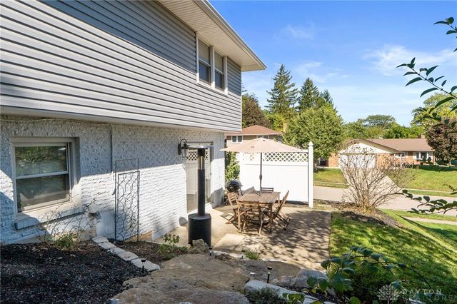 1606 Hillrose Place, Fairborn, OH 45324