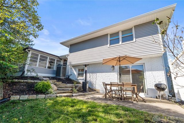 1606 Hillrose Place, Fairborn, OH 45324