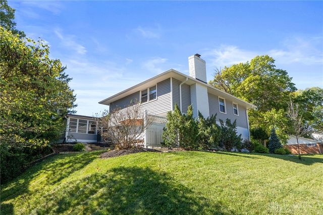 1606 Hillrose Place, Fairborn, OH 45324