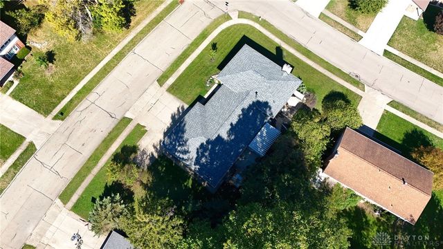 1606 Hillrose Place, Fairborn, OH 45324