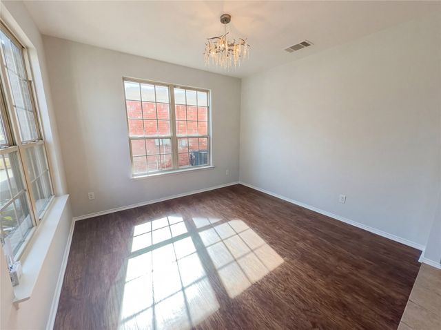 8925 Brook Hill Lane, Fort Worth, TX 76244