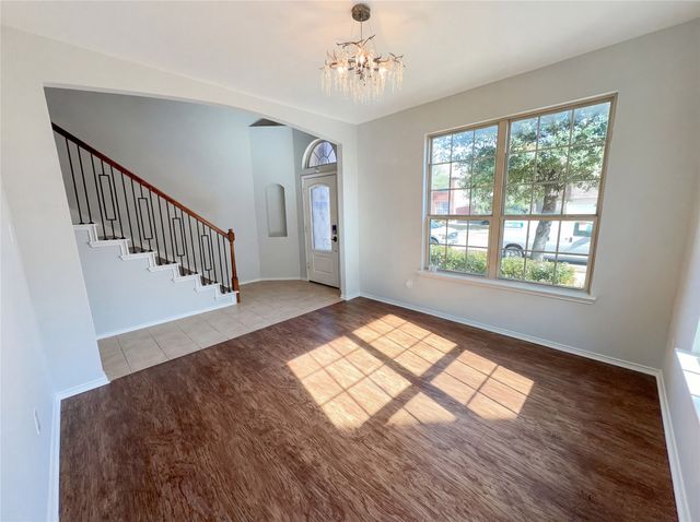 8925 Brook Hill Lane, Fort Worth, TX 76244