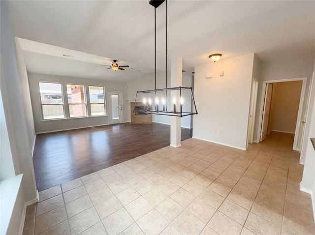 8925 Brook Hill Lane, Fort Worth, TX 76244