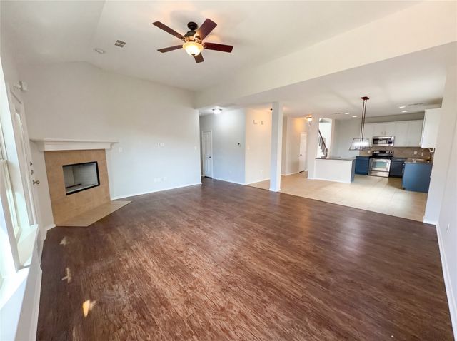 8925 Brook Hill Lane, Fort Worth, TX 76244