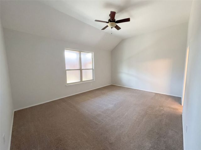 8925 Brook Hill Lane, Fort Worth, TX 76244