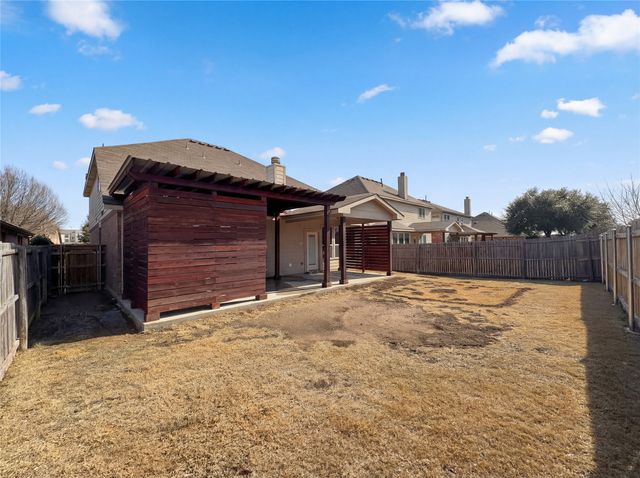 8925 Brook Hill Lane, Fort Worth, TX 76244