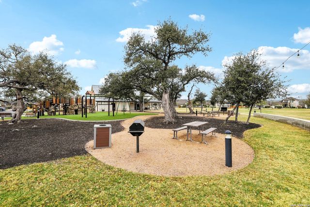 1538 Escarpment, New Braunfels, TX 78132