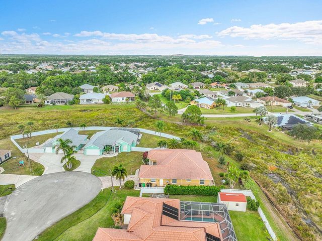 5909 NW Bayou Court, Port St. Lucie, FL 34986