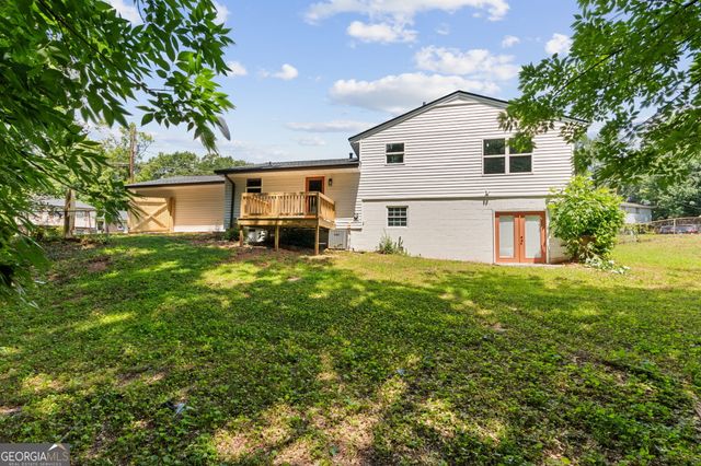 925 Majesty Lane, Morrow, GA 30260