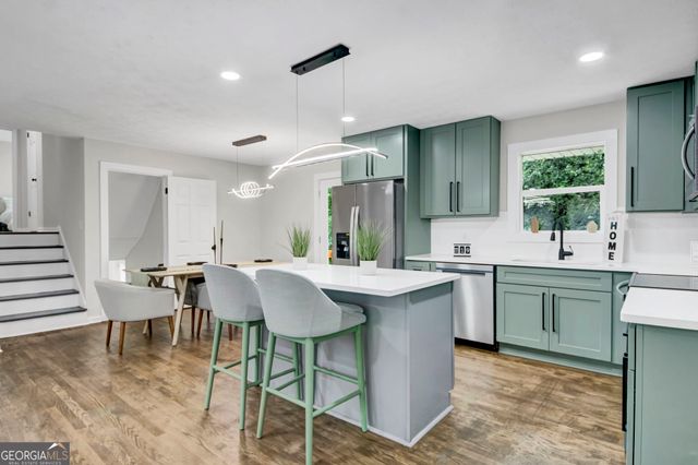 925 Majesty Lane, Morrow, GA 30260