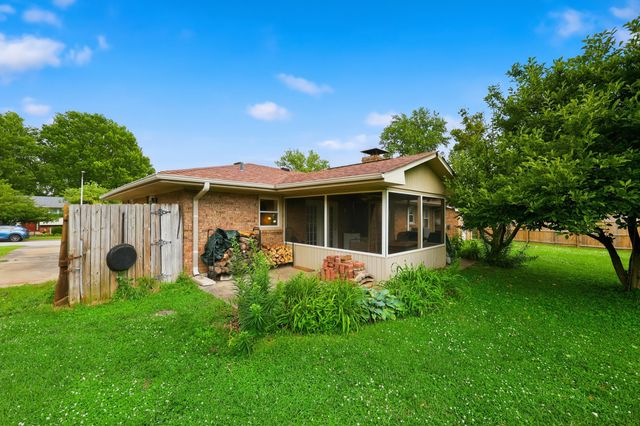 3132 Dale Hollow Drive, Lexington, KY 40515