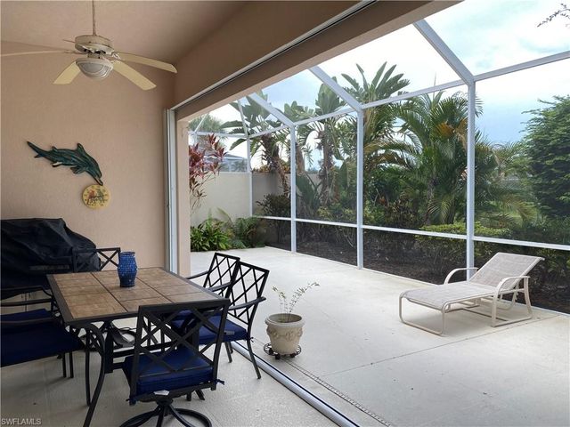 3941 Isla Ciudad CT, Naples, FL 34109